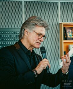 TV-Moderator Peter Escher im Gespräch